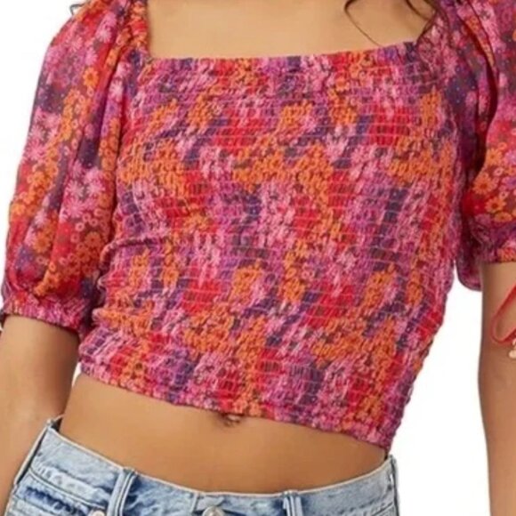 Free People Back On Top Crop Top Multi Floral Smocked Puff Sleeve NWT XS $98 - Picture 2 of 8